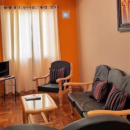 אויוני The Little House Aparthotel מראה חיצוני תמונה