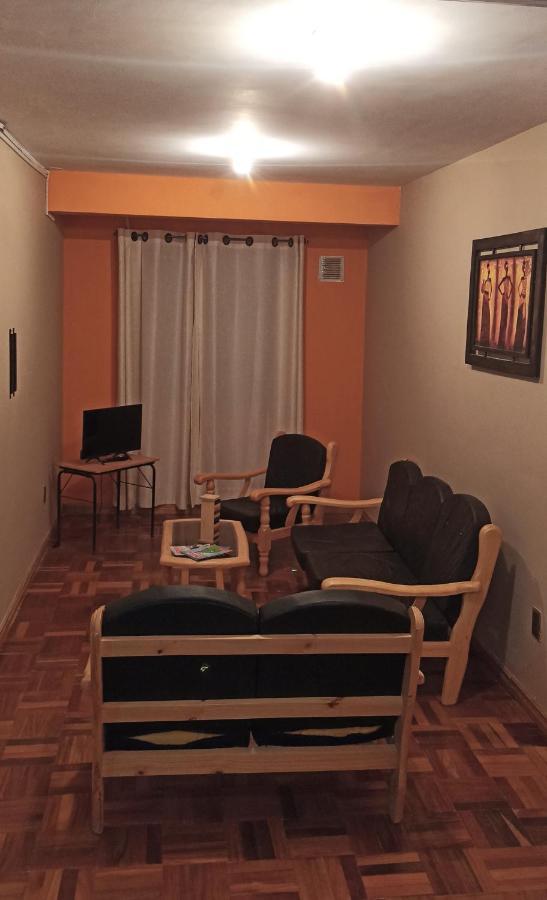 אויוני The Little House Aparthotel מראה חיצוני תמונה