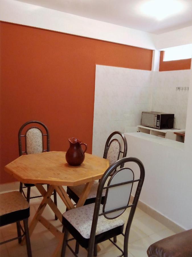 אויוני The Little House Aparthotel מראה חיצוני תמונה