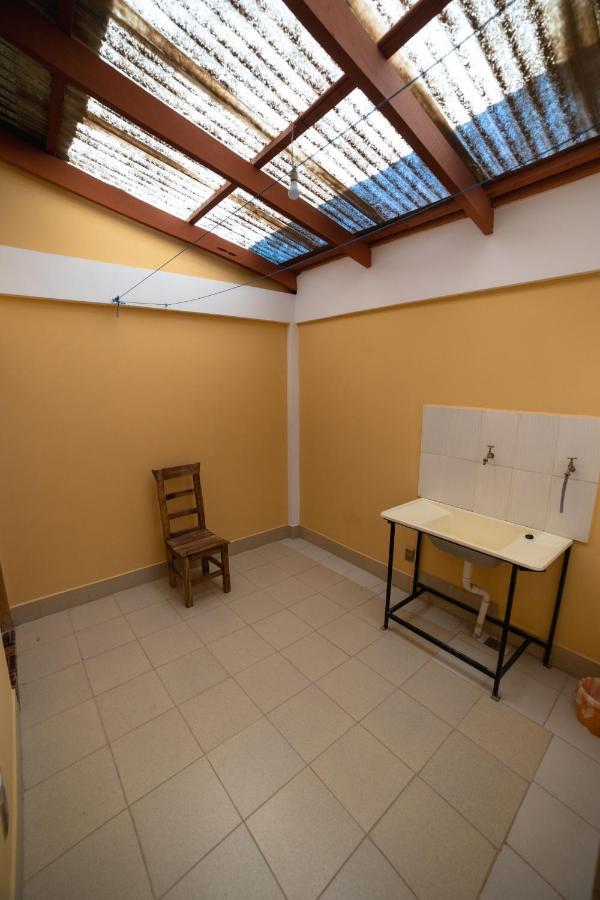 אויוני The Little House Aparthotel מראה חיצוני תמונה