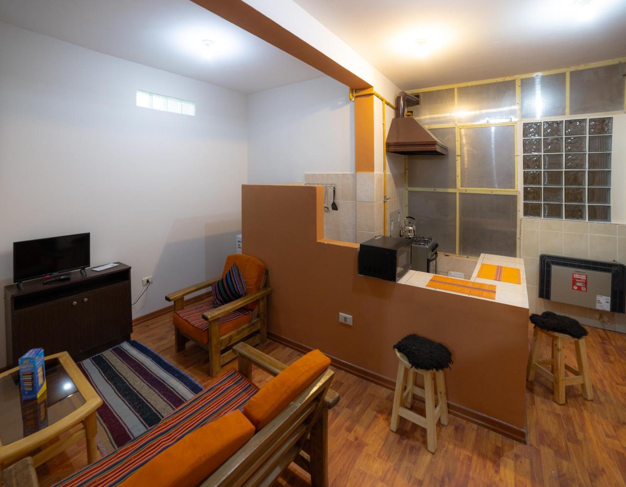 אויוני The Little House Aparthotel מראה חיצוני תמונה