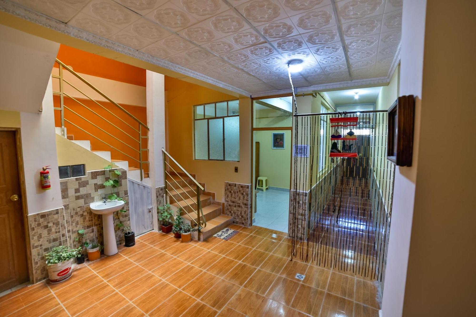 אויוני The Little House Aparthotel מראה חיצוני תמונה